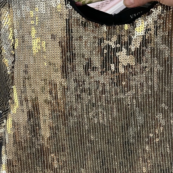 Vici Metallic Fringe Short Sleeve Top in Silver - Picture 4 of 7